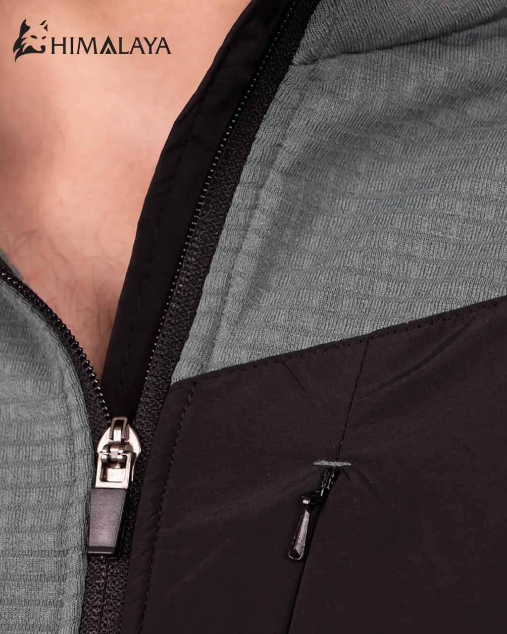 Half-zip-mountaineering-jacket-cm137-35_4_11zon CM137